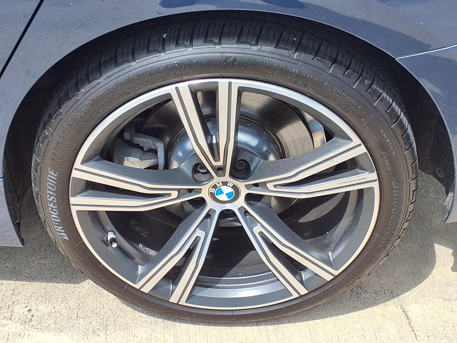2024 BMW 3 Series 330i CONVENIENCE PKG
