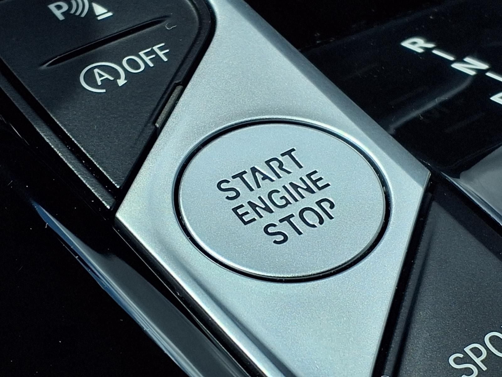 2024 BMW 3 Series 330i CONVENIENCE PKG