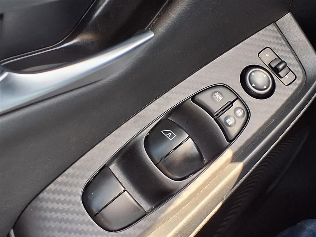 2025 Nissan Sentra SV 2.0 SAFETY SHIELD® 360