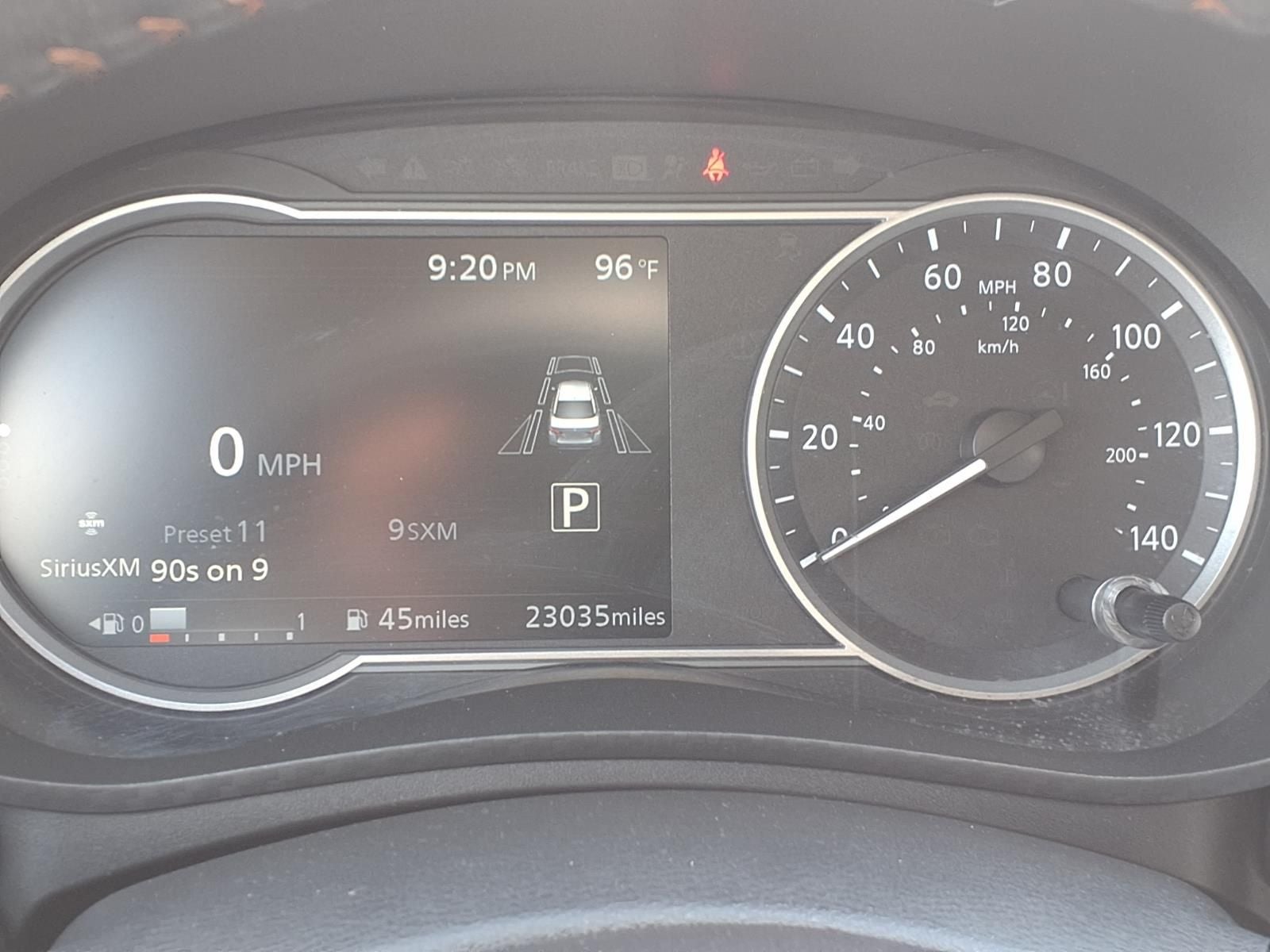 2023 Nissan Versa 1.6 SR LDW & BSW+RCTA