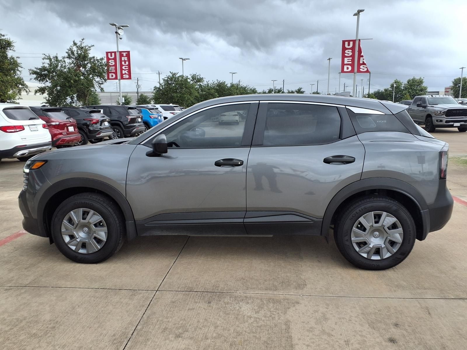 2025 Nissan Kicks S AWD