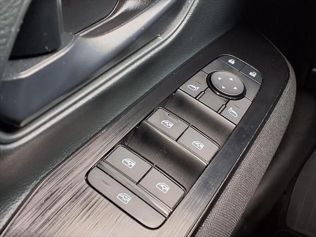 2025 Nissan Kicks S AWD