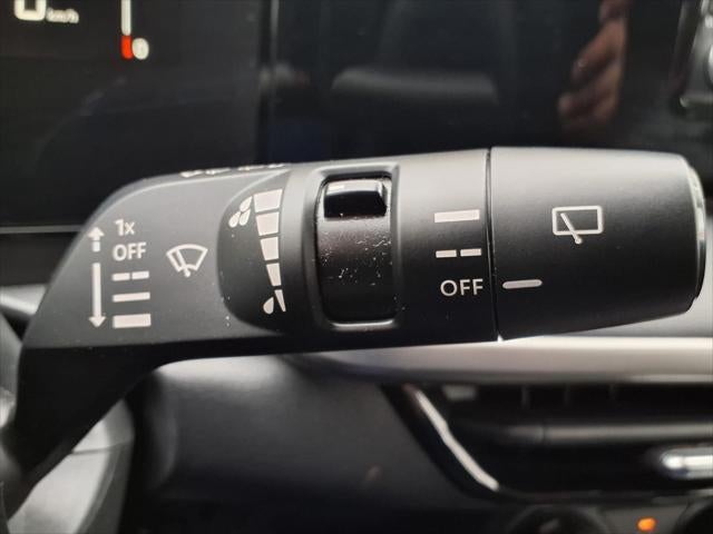 2025 Nissan Kicks S AWD
