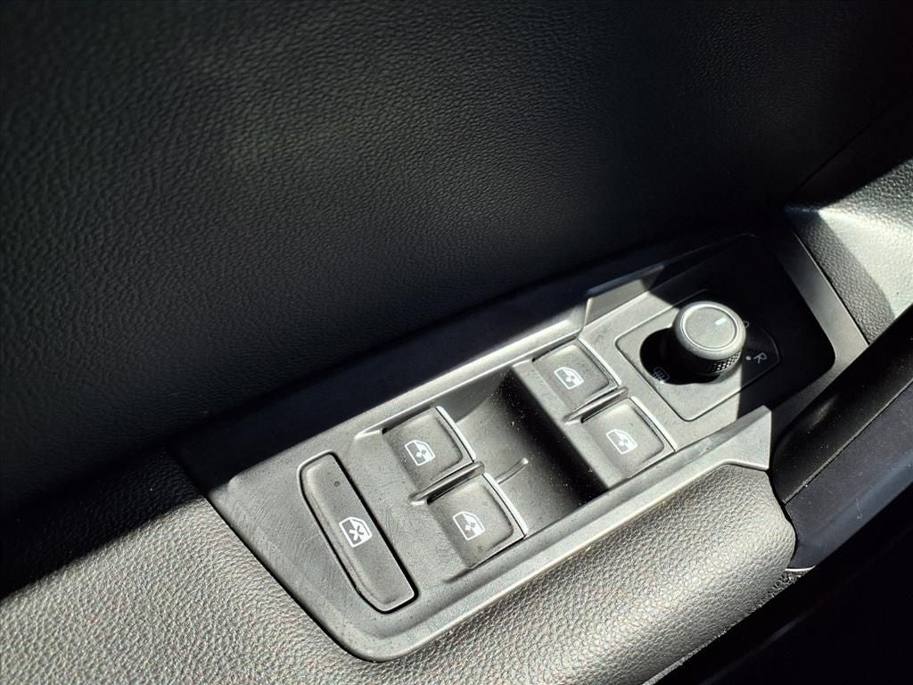 2021 Volkswagen Tiguan 2.0T SE Mib3