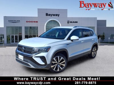 2022 Volkswagen Taos 1.5T SE FRONT ASSIST