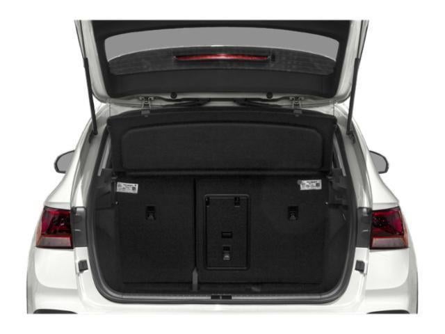 2022 Volkswagen Taos 1.5T SE FRONT ASSIST