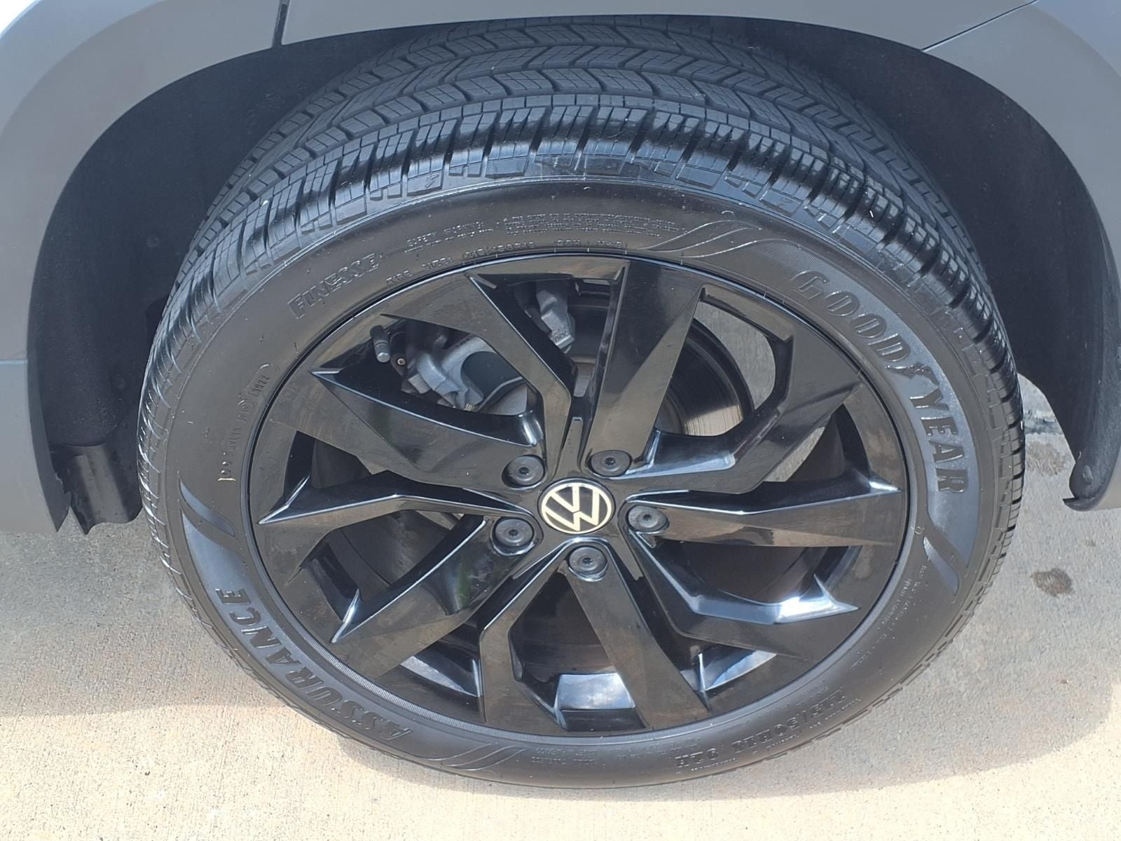 2023 Volkswagen Taos 1.5T SE TURBOCHARGED