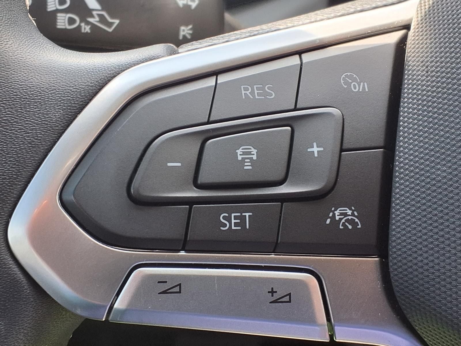 2023 Volkswagen Taos 1.5T SE TURBOCHARGED