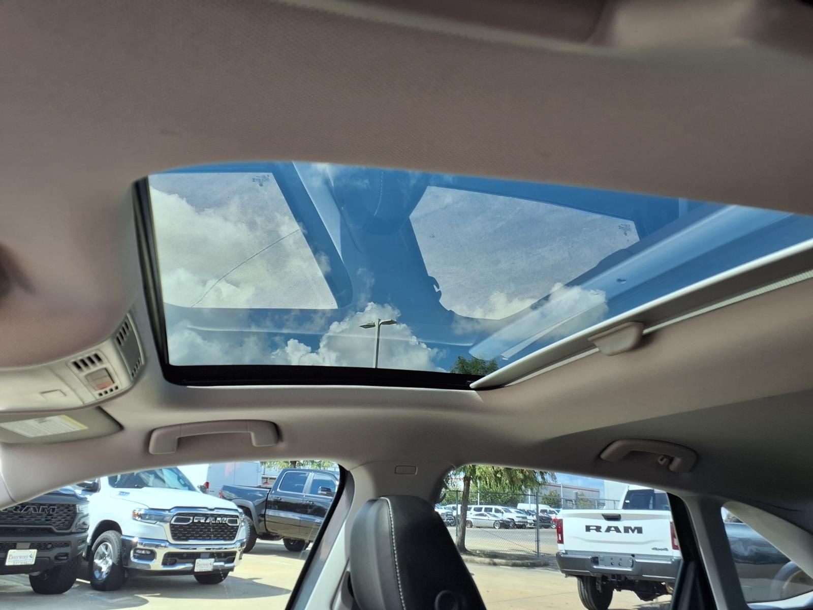 2023 Volkswagen Jetta 1.5T SE PANO-SUNROOF PKG