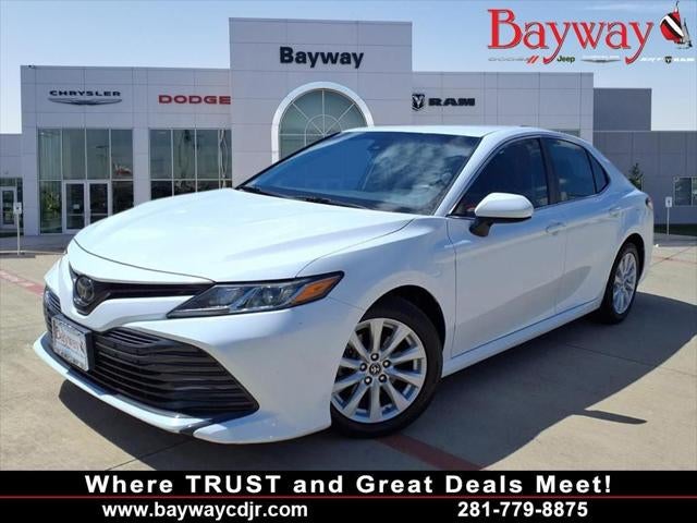 2018 Toyota Camry LE COLLISION MITIGATION