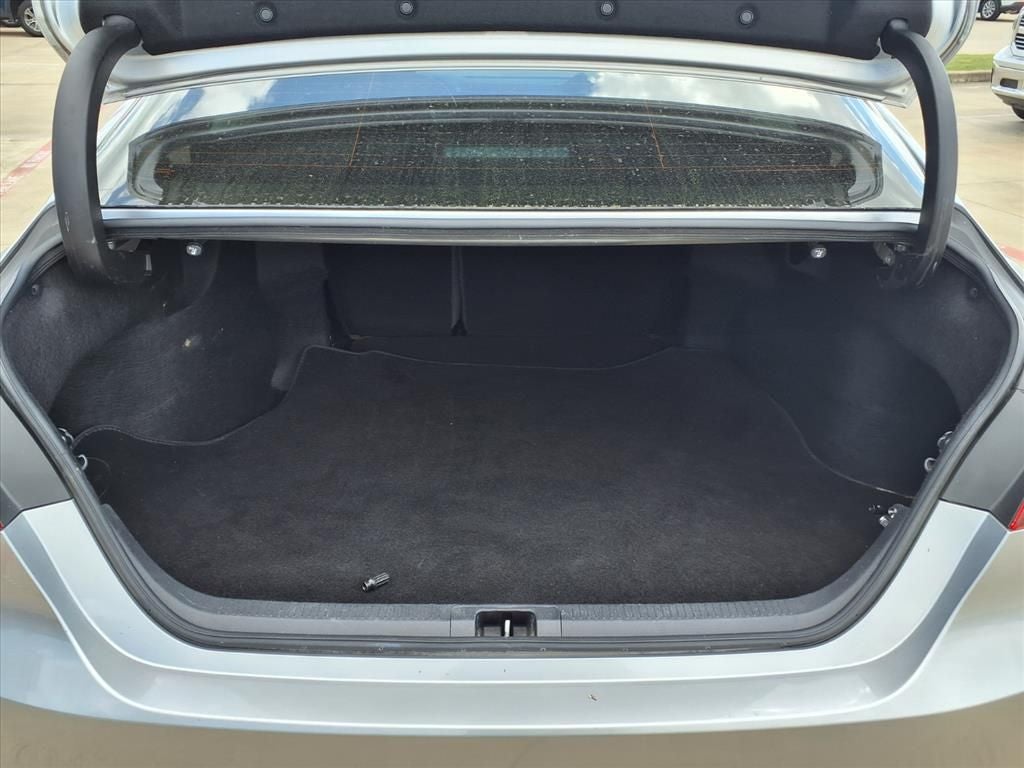 2019 Toyota Camry LE SAFETY SENSE P