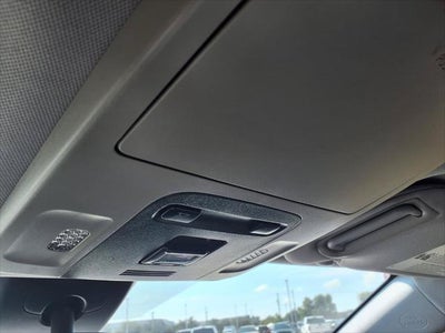 2019 Toyota Camry SE AUTO STOP-START