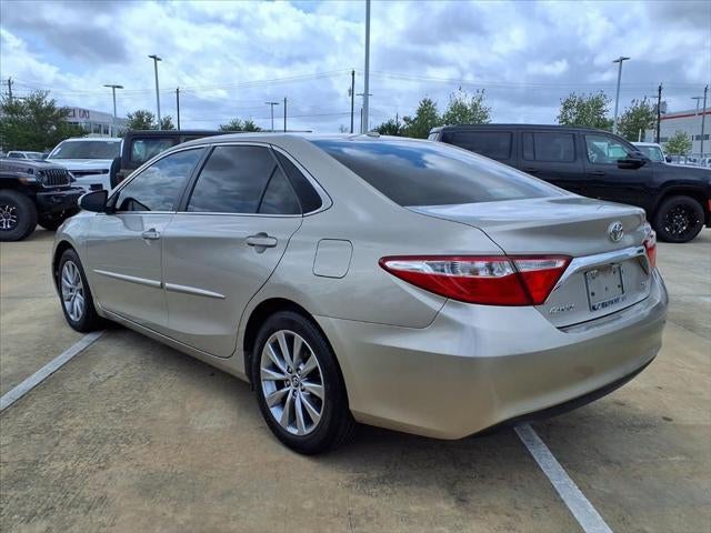 2016 Toyota Camry XLE SUNROOF & CONV. PKG.