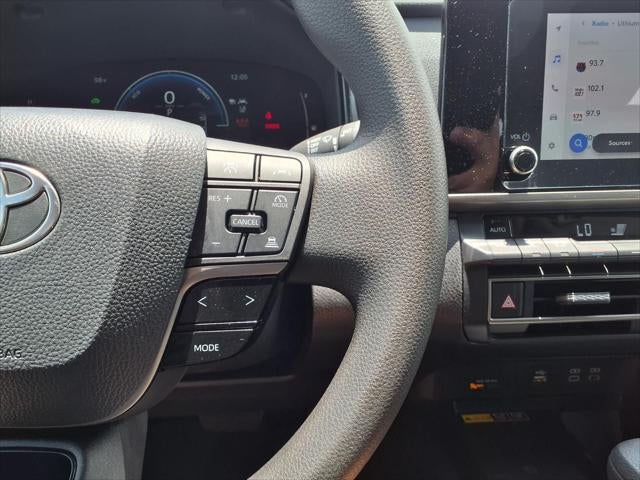 2025 Toyota Camry LE BLIND-SPOT