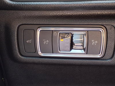 2020 Lincoln Corsair Standard CONVENIENCE PKG
