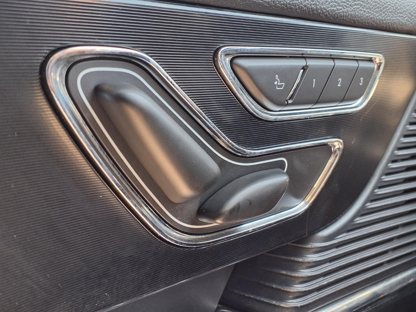 2020 Lincoln Corsair Standard CONVENIENCE PKG