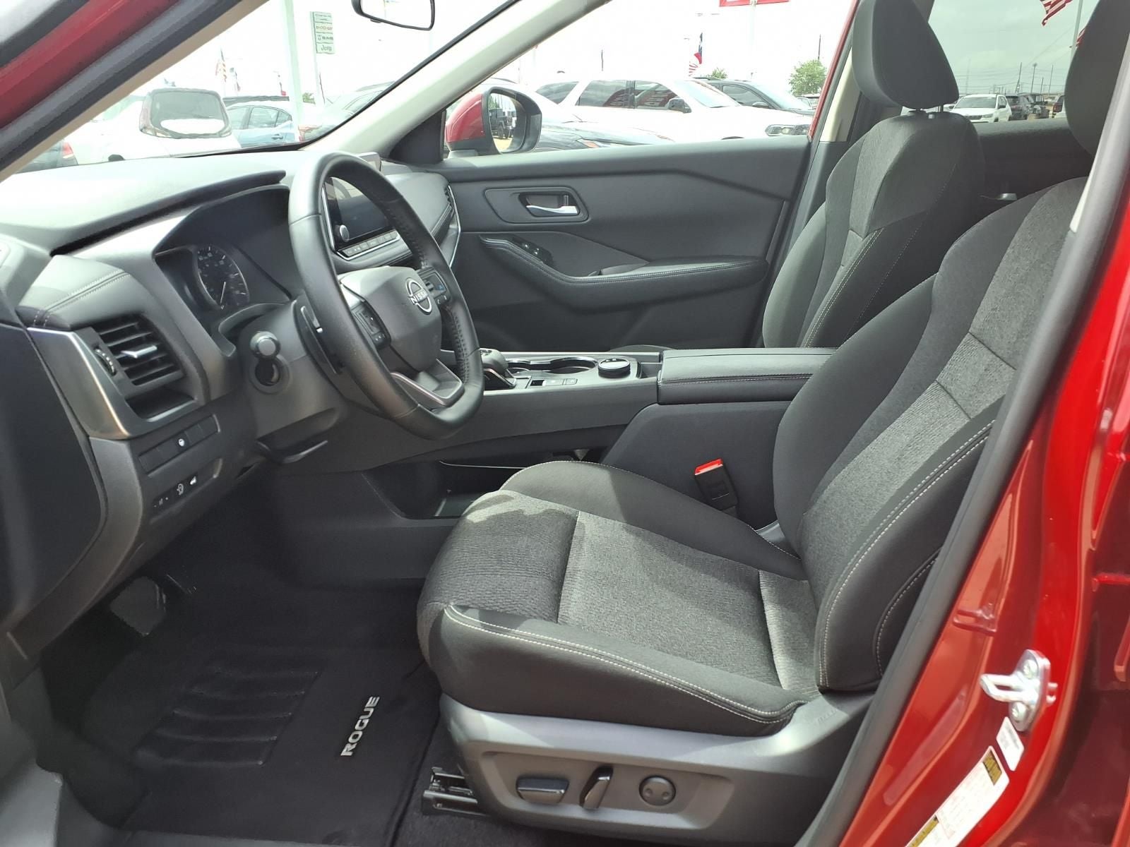 2025 Nissan Rogue SV AWD