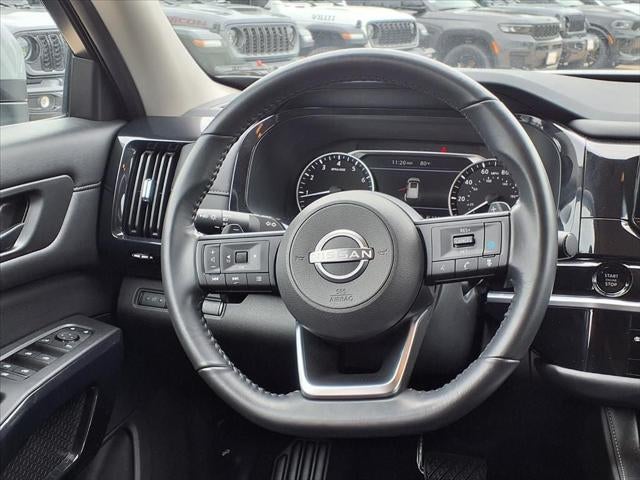 2025 Nissan Pathfinder SV 4WD