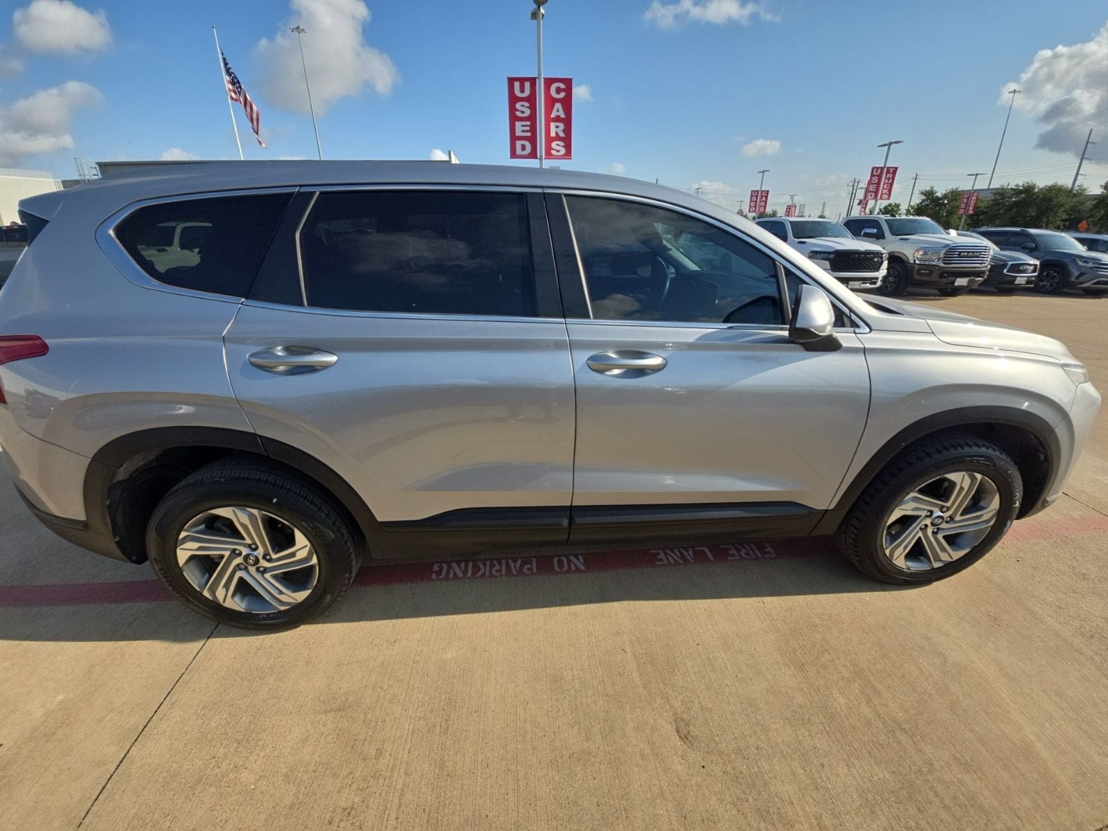 2023 Hyundai Santa Fe SE