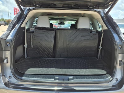 2022 Toyota Highlander XLE PROTECTION PKG