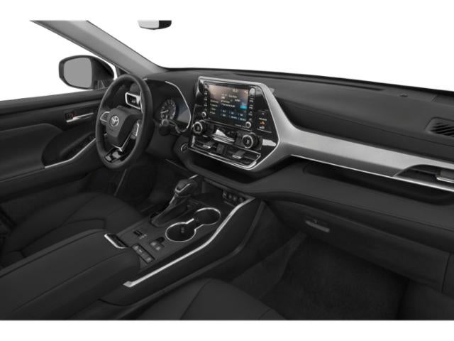 2022 Toyota Highlander XLE PROTECTION PKG