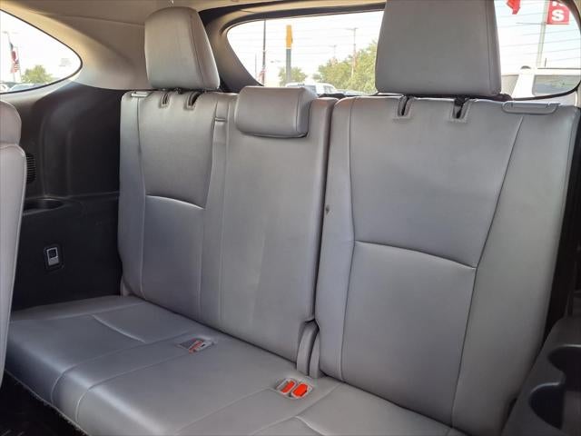 2022 Toyota Highlander XLE PROTECTION PKG