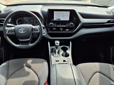 2024 Toyota Highlander LE