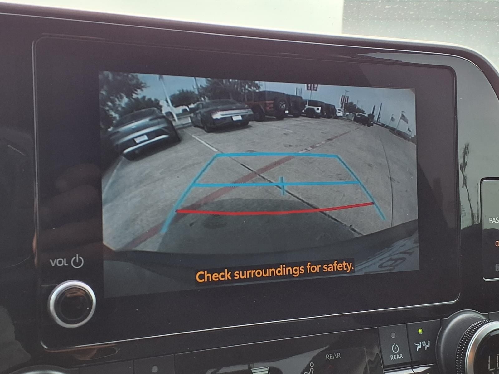 2024 Toyota Highlander LE PCS/LCA/LTA
