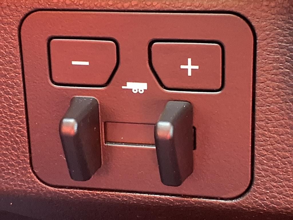 2023 Toyota Tundra Hybrid TRD Pro 5.5 GRADE 4X4