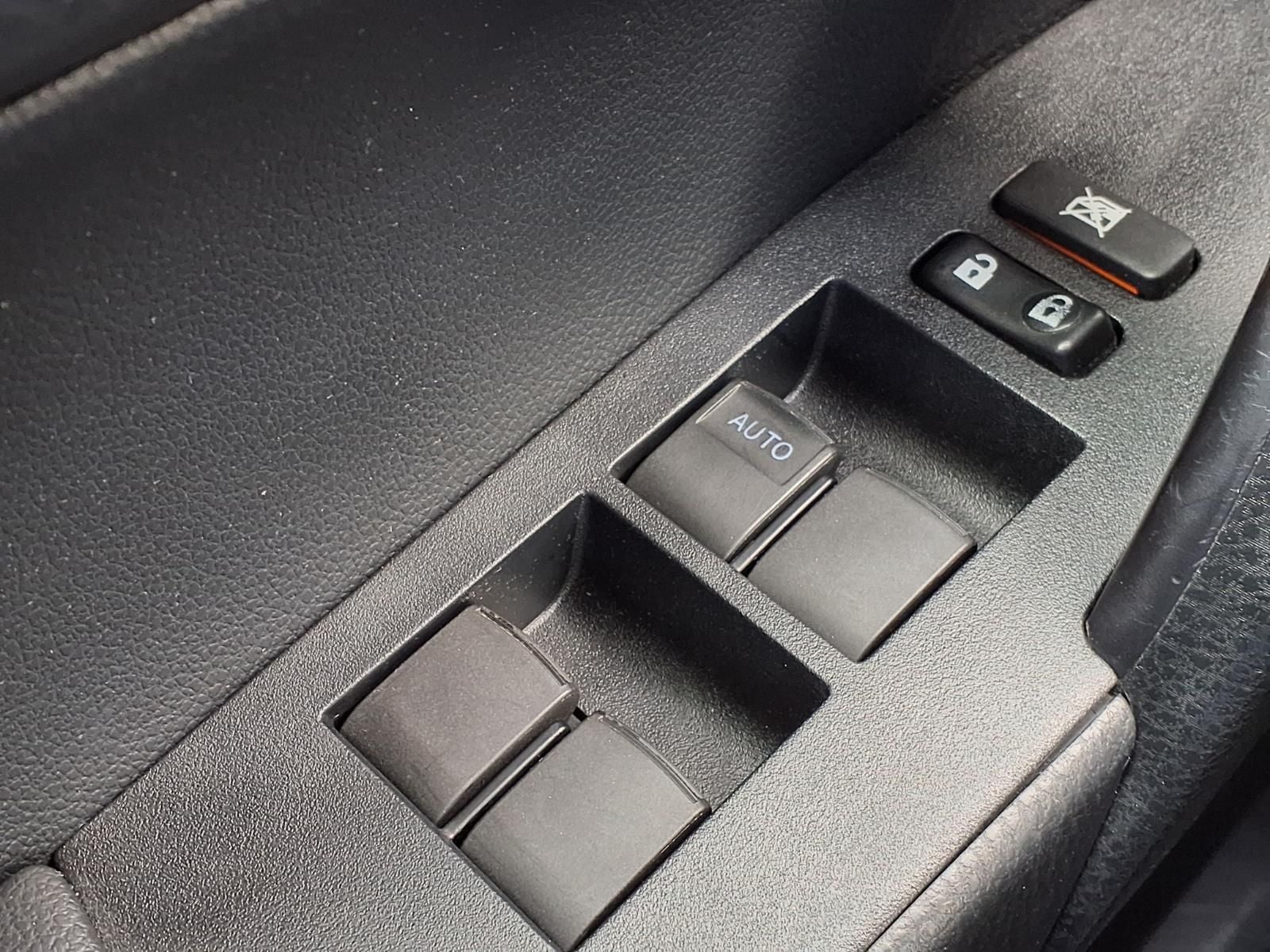 2017 Toyota Corolla XLE PCS & BACK-UP CAMERA