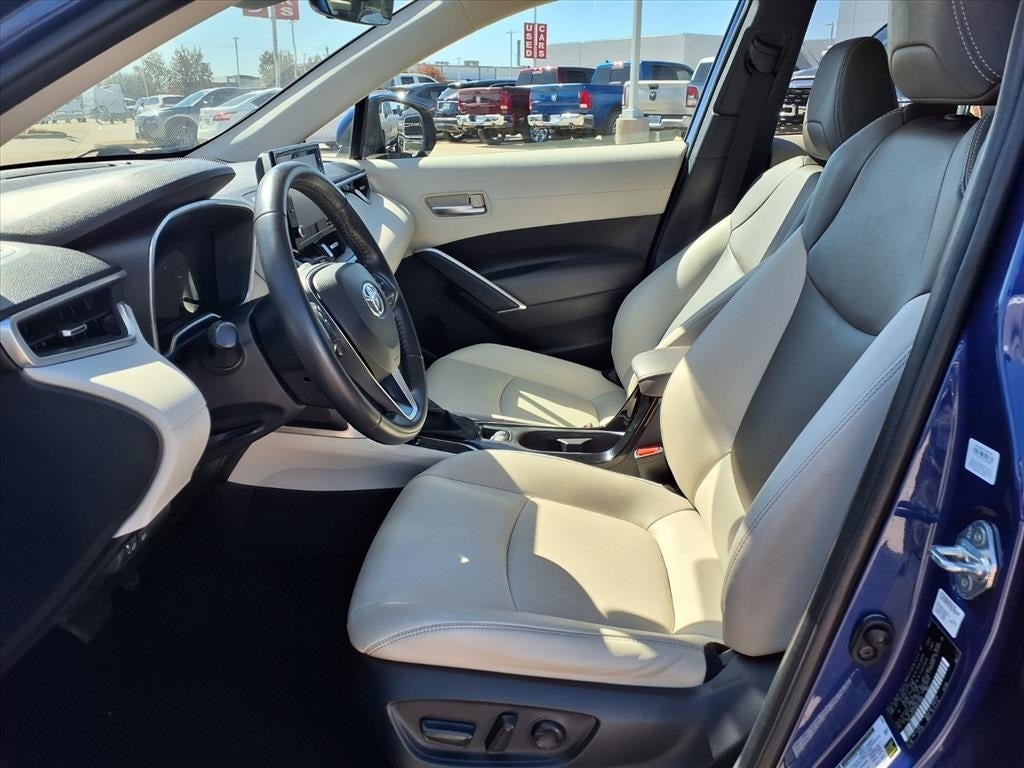 2022 Toyota Corolla Cross XLE PROTECTION PKG