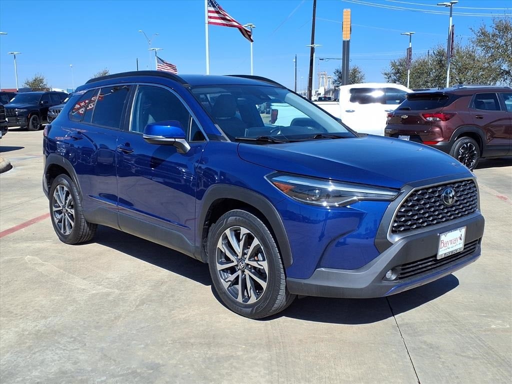 2022 Toyota Corolla Cross XLE PROTECTION PKG