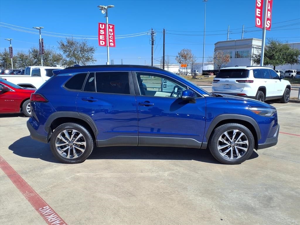 2022 Toyota Corolla Cross XLE PROTECTION PKG