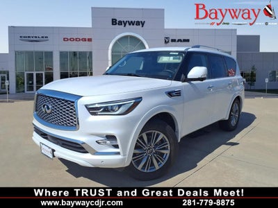 2023 INFINITI QX80 LUXE 4WD