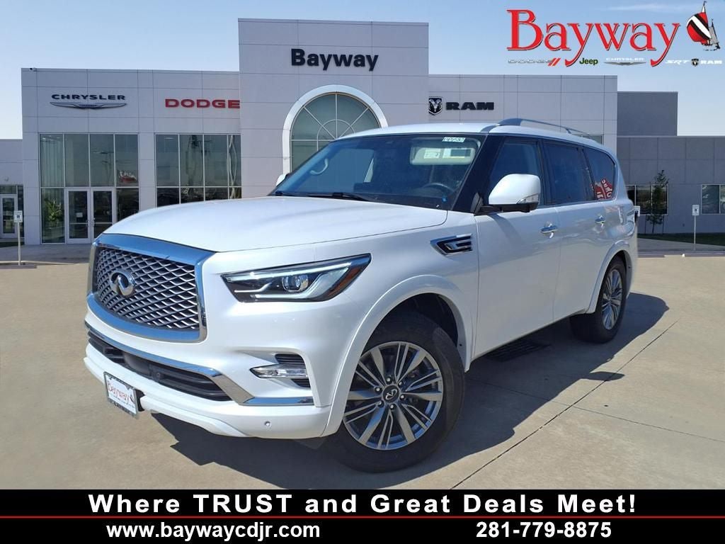 2023 INFINITI QX80 LUXE 4WD