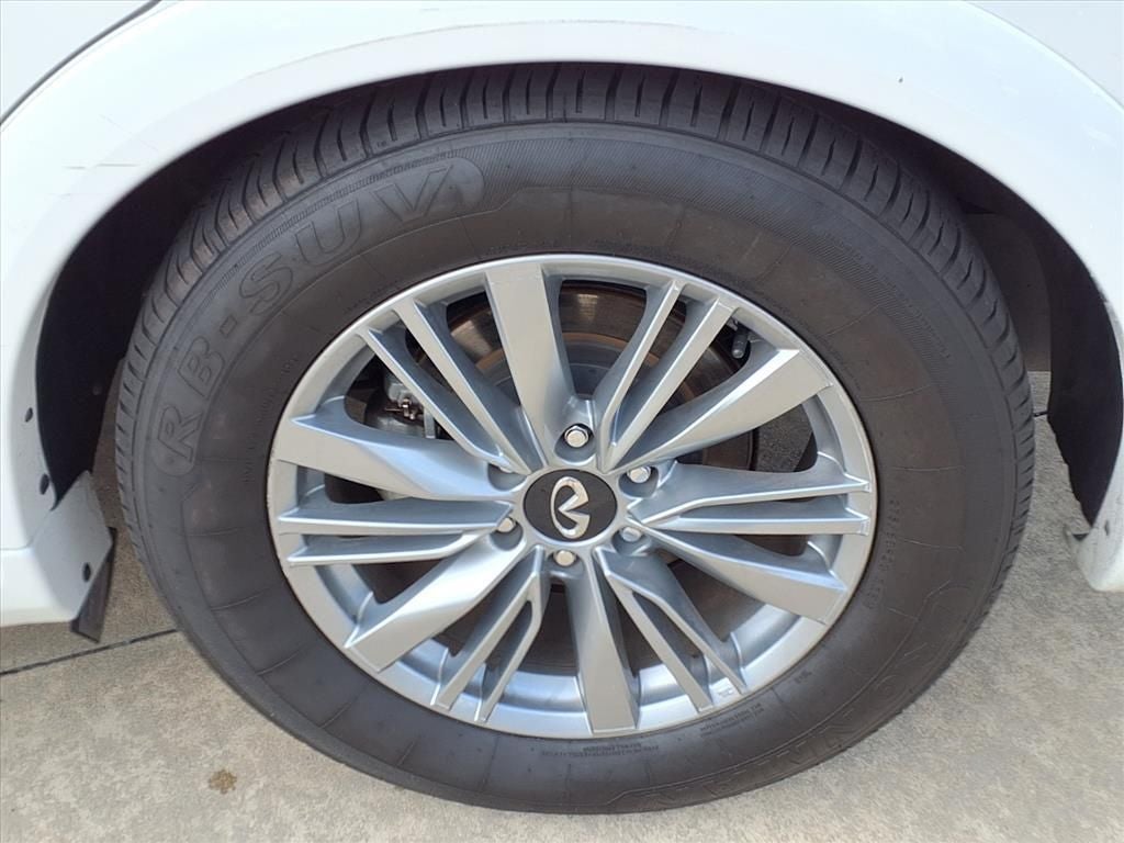 2023 INFINITI QX80 LUXE 4WD