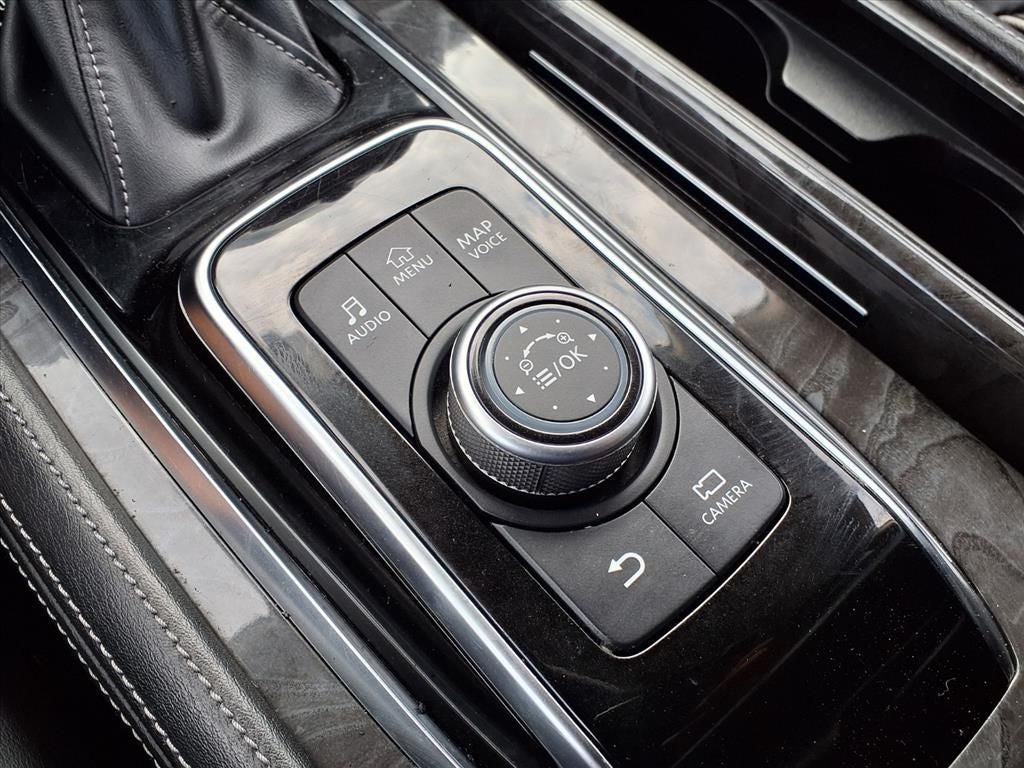 2023 INFINITI QX80 LUXE 4WD