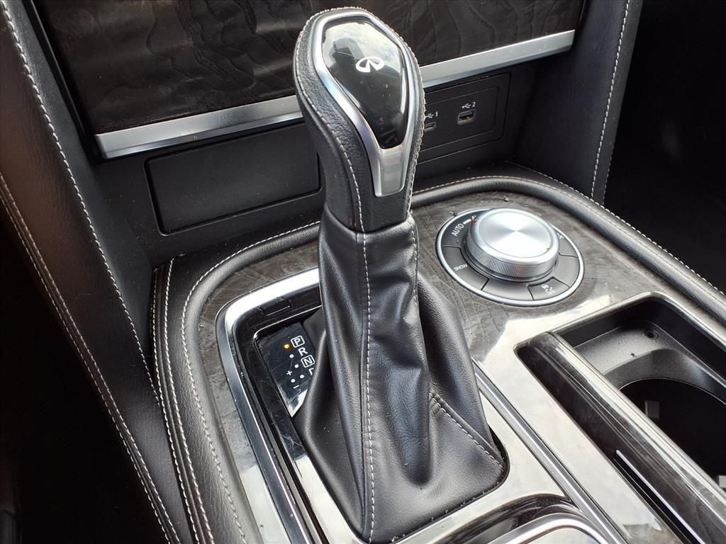 2023 INFINITI QX80 LUXE 4WD