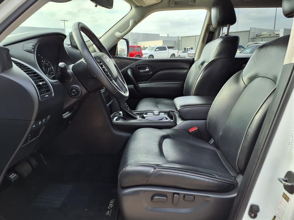 2023 INFINITI QX80 LUXE 4WD