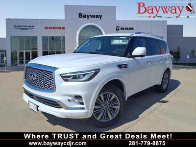 2023 INFINITI QX80 LUXE 4WD