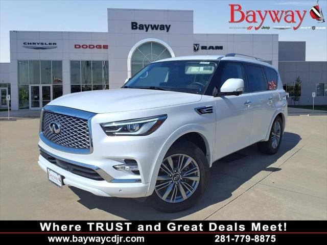 2023 INFINITI QX80 LUXE 4WD