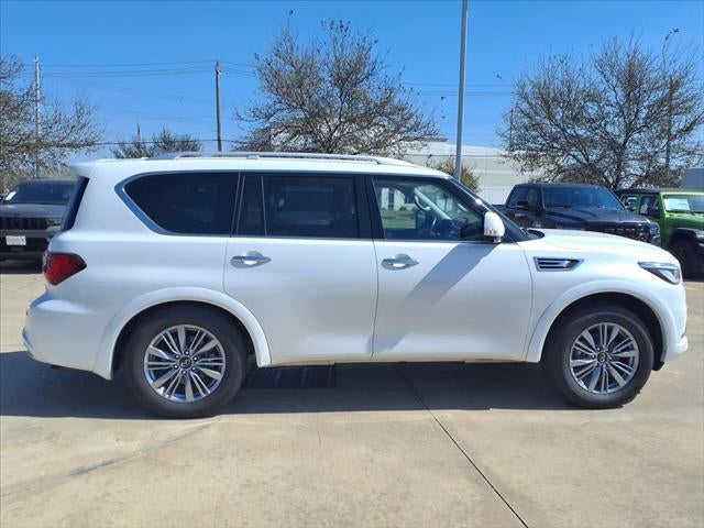 2023 INFINITI QX80 LUXE 4WD