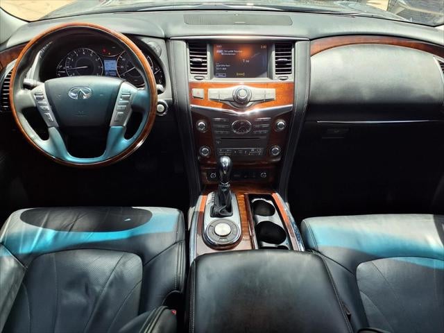 2017 INFINITI QX80 Base DELUXE TECH & DR. ASSIST. PKG.
