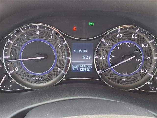2017 INFINITI QX80 Base DELUXE TECH & DR. ASSIST. PKG.