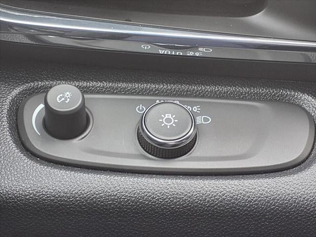 2025 Buick Envista Preferred DRIVER CONFIDENCE PKG