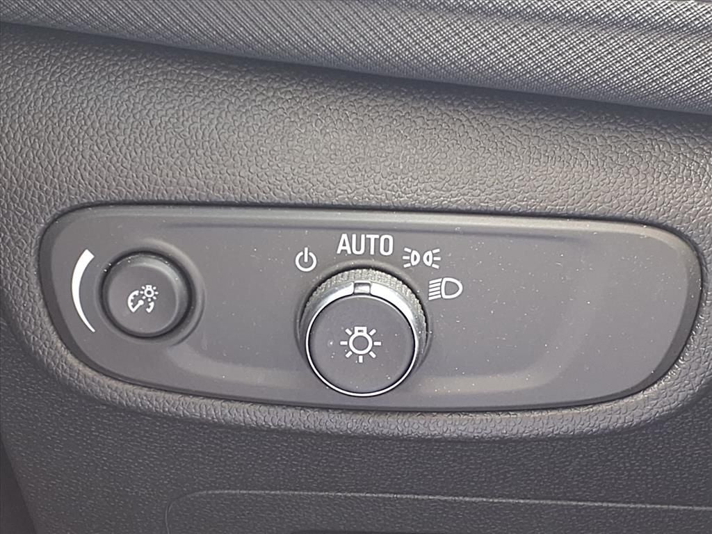 2025 Chevrolet Trailblazer LS CONVENIENCE & CONFIDENCE PKG