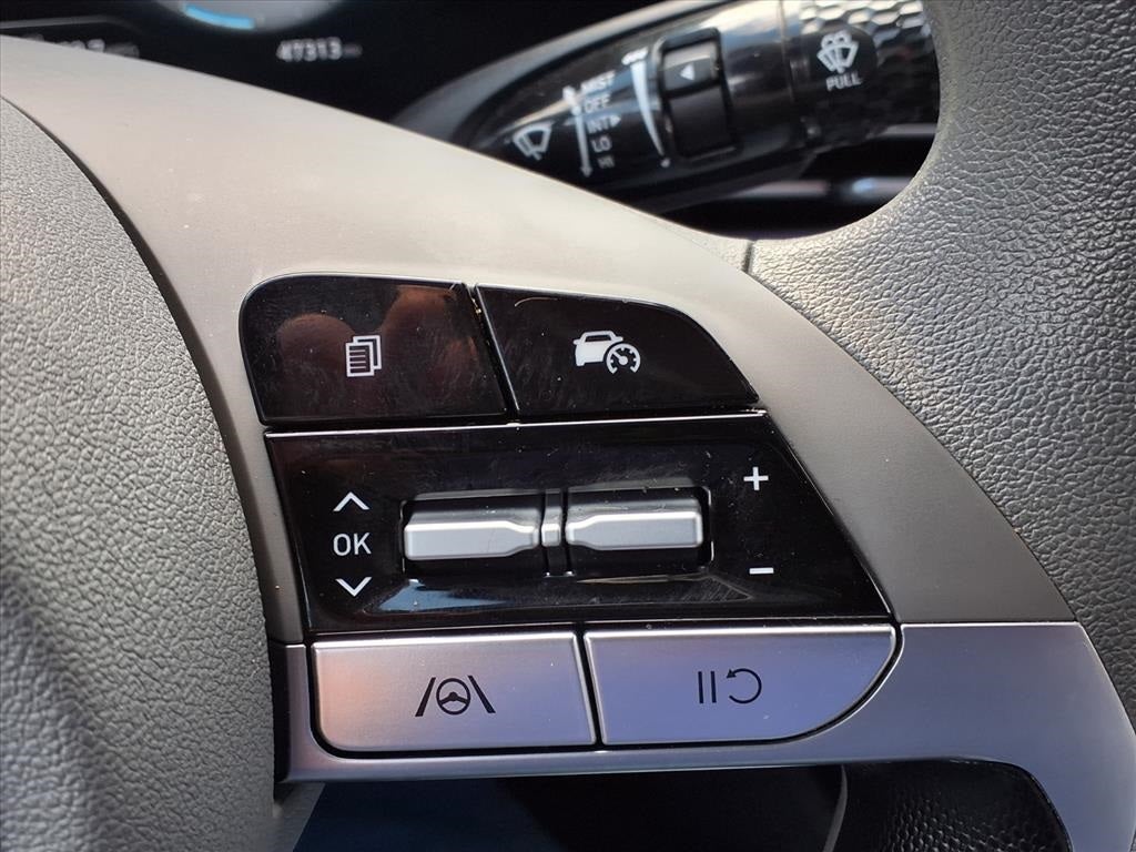 2024 Hyundai Elantra SEL ADV. SAFETY TECH.