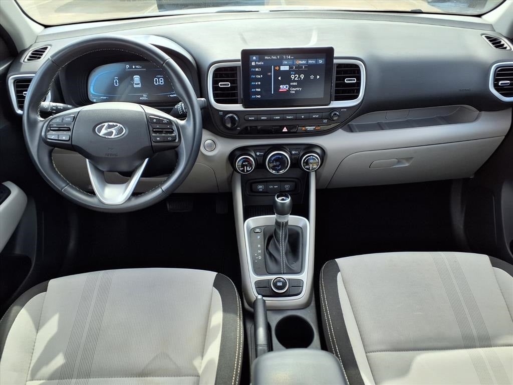 2024 Hyundai Venue SEL SUNROOF