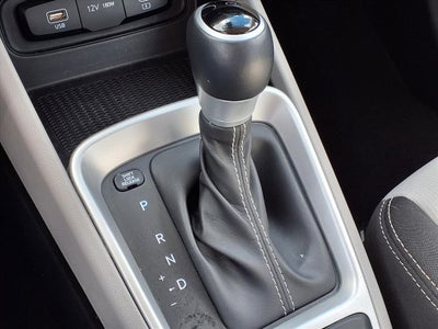 2024 Hyundai Venue SEL SUNROOF