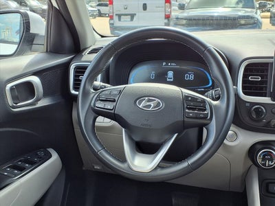 2024 Hyundai Venue SEL SUNROOF